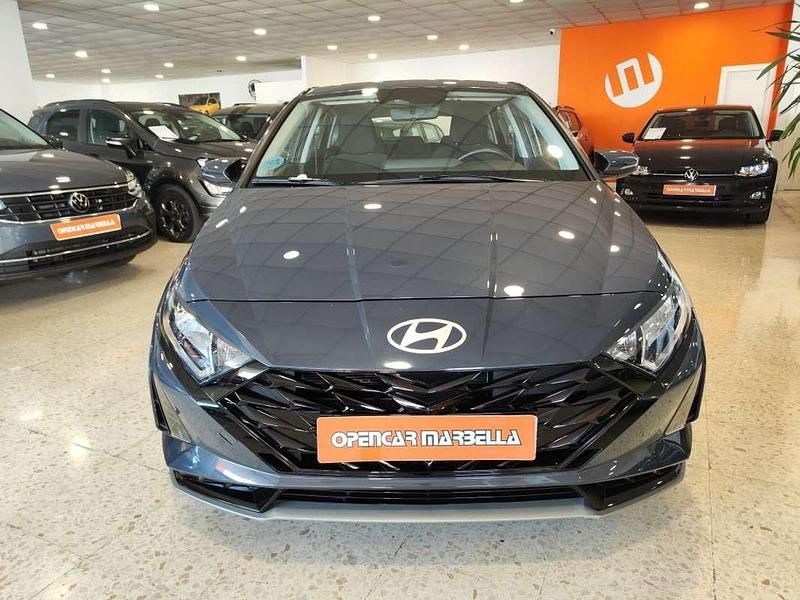 Begagnad Hyundai i20 101 HK (74 kW) 2024 Blå Halvkombi