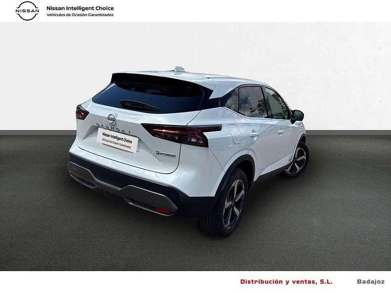 Usado Nissan Qashqai N-Connecta 190 CV (139 kW) 2022 Blanco SUV