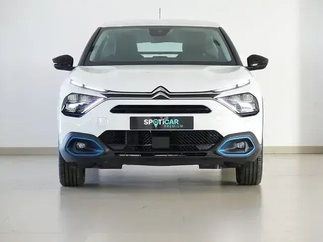 Usado Citroën e-C4 Feel 100 kW (136 CV) 2022 Blanco Utilitario