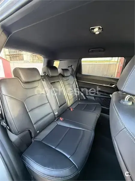 Usado KGM Torres 163 CV (119 kW) 2024 Gris / plata SUV