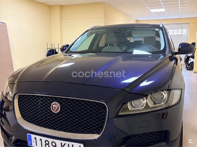 Usado Jaguar F-Pace Prestige 180 CV (132 kW) 2018 Azul SUV