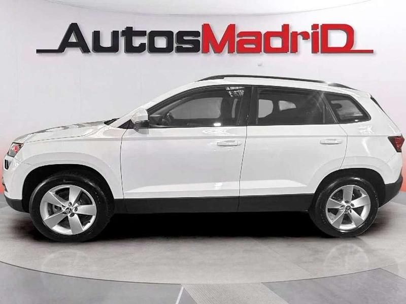Usado Skoda Karoq Ambition 150 CV (110 kW) 2021 Blanco SUV