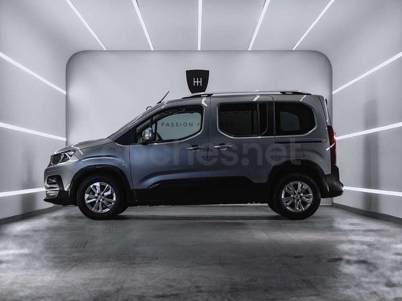 Usado Peugeot Rifter Active 131 CV (96 kW) 2019 Gris / plata Monovolumen