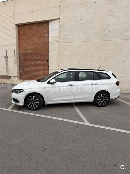 Usado Fiat Tipo Lounge 120 CV (88 kW) 2018 Blanco Familiar