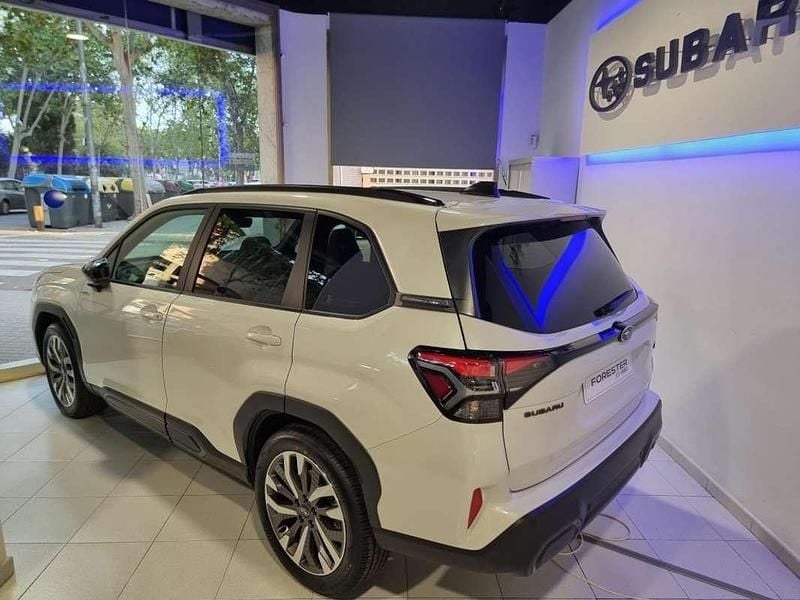 Nuevo Subaru Forester 136 CV (100 kW) 2025 Blanco SUV