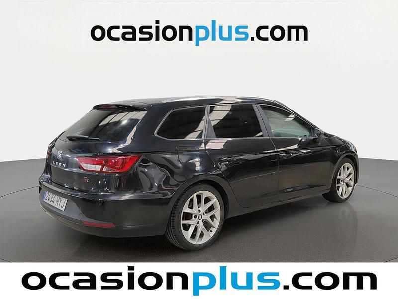 Usado Seat Leon FR 184 CV (135 kW) 2014 Negro Monovolumen