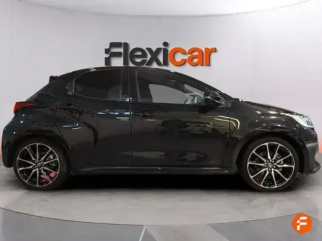 Occasion Toyota Yaris Hybrid Sport 116 PK (85 kW) 2022 Zwart