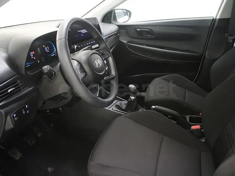 Usado Hyundai Bayon 84 CV (61 kW) 2024 Blanco SUV