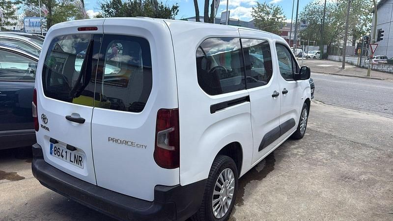 Usado Toyota Proace Verso City 102 CV (75 kW) 2021 Blanco Familiar