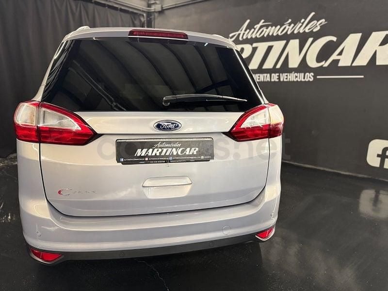 Usado Ford C-MAX Trend 116 CV (85 kW) 2011 Gris / plata Monovolumen