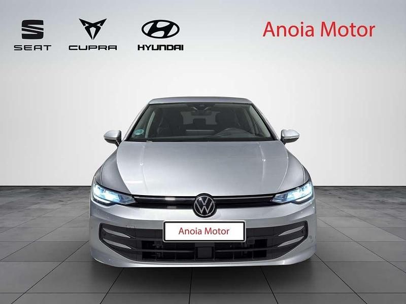 Usado VW Golf VIII 116 CV (85 kW) 2025 Plateado Utilitario
