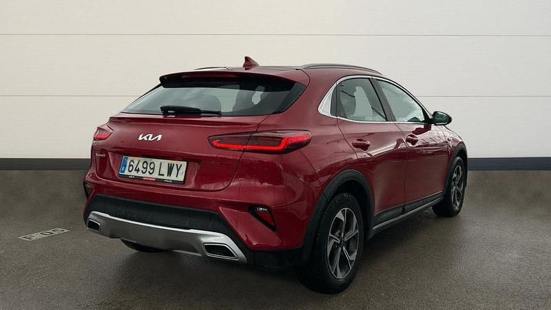 Usado Kia XCeed 120 CV (88 kW) 2022 Rojo SUV