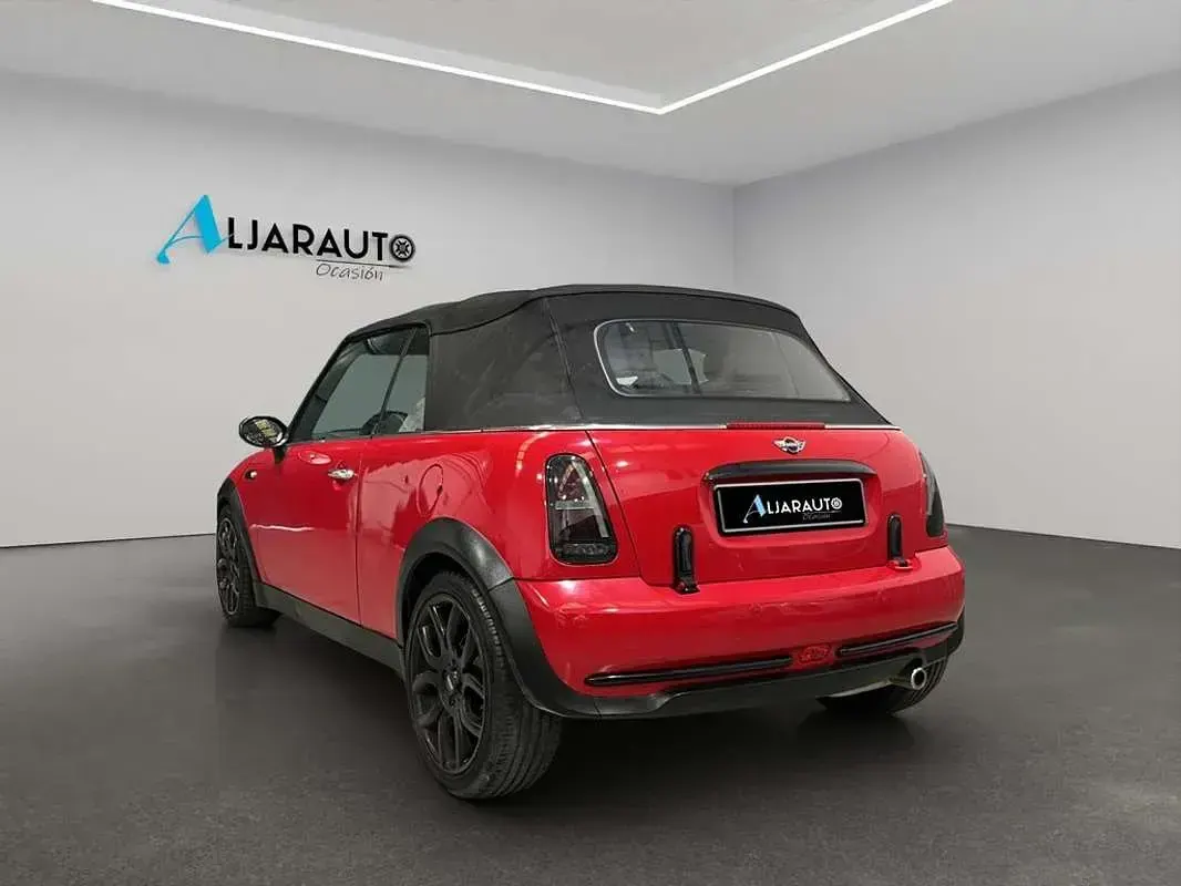 Usado Mini One Cabriolet 90 CV (66 kW) 2008 Rojo Descapotable