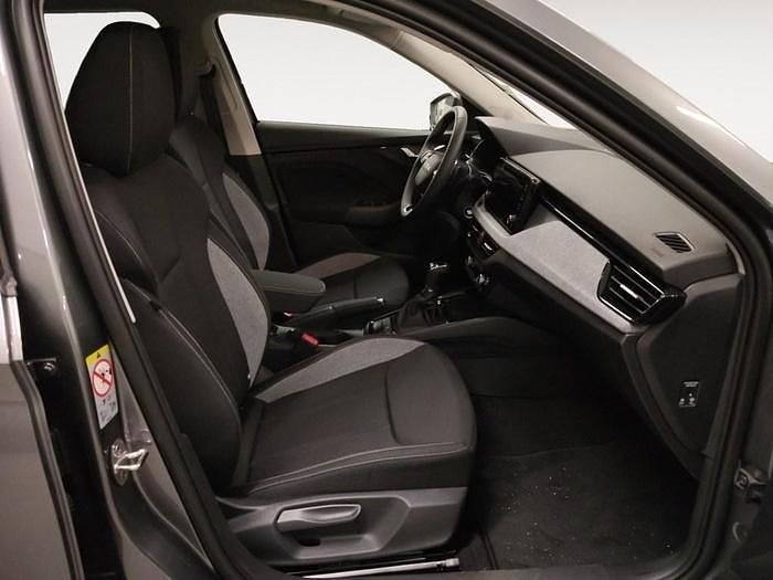 Nuevo Skoda Kamiq Selection 115 CV (84 kW) 2025 Gris SUV