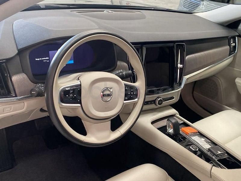 Usado Volvo V90 CC Core 197 CV (144 kW) 2023 Negro Familiar