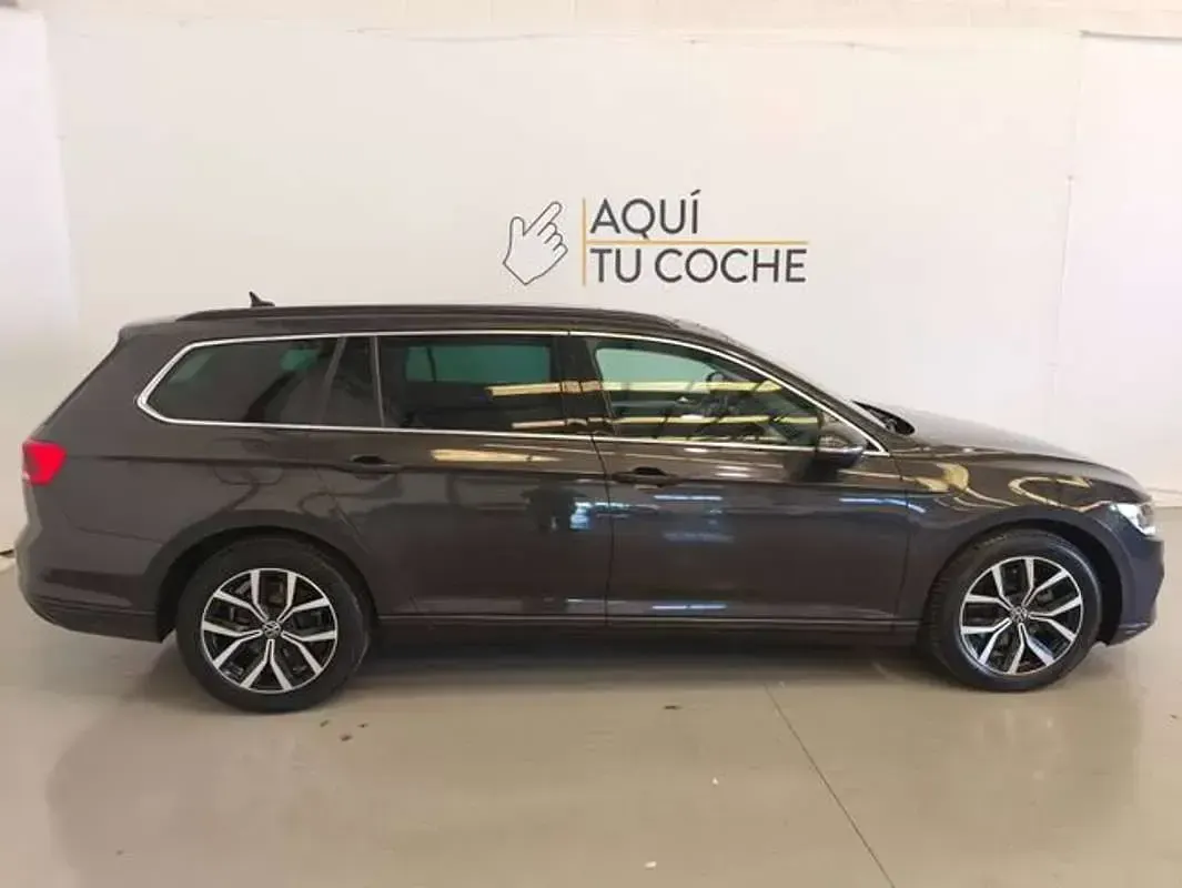 Occasion VW Passat Executive 150 ch (110 kW) 2022 Gris Break