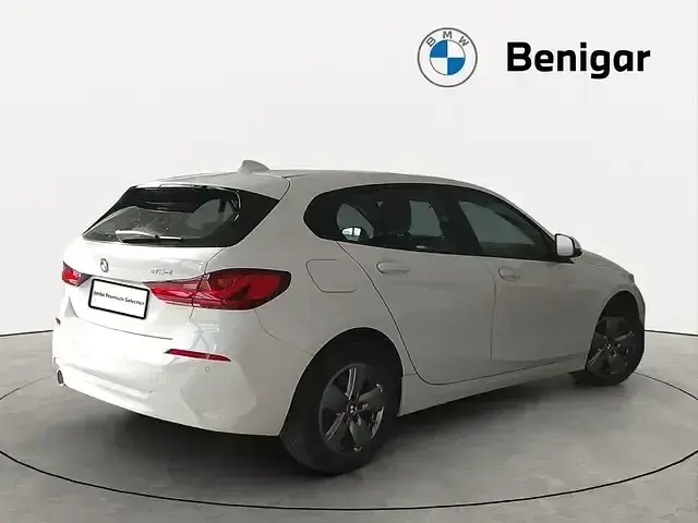 Usado BMW 116 Comfort Edition 116 HP (85 kW) 2024 Branco Citadino