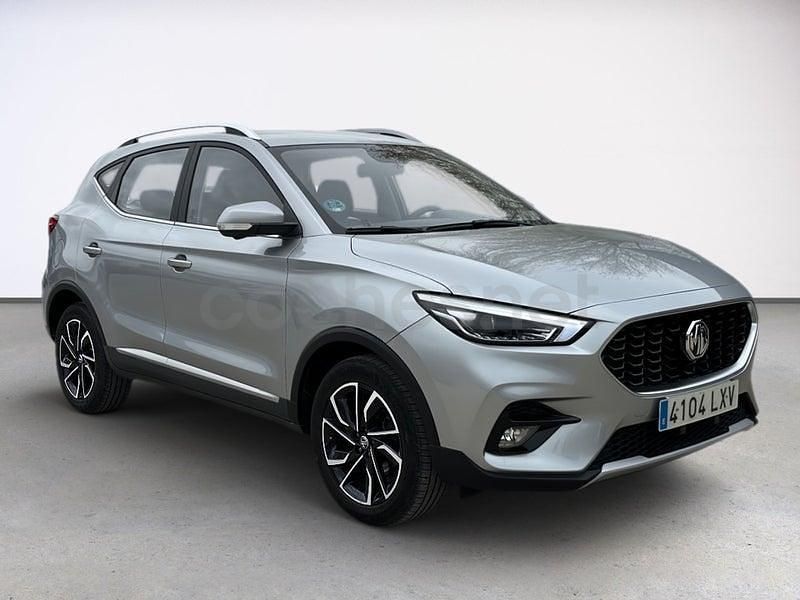 Usado MG ZS Luxury 106 CV (77 kW) 2022 Gris / plata SUV