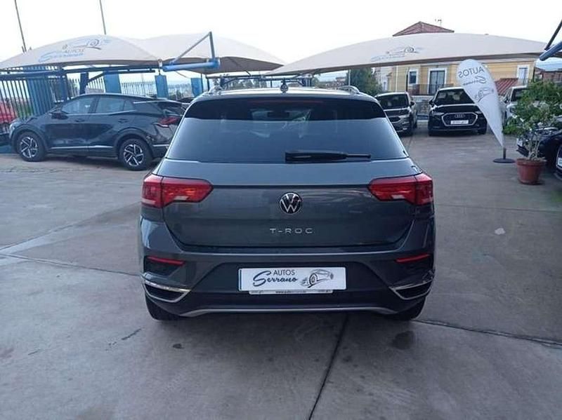 Usado VW T-Roc Advance 150 CV (110 kW) 2021 Gris SUV