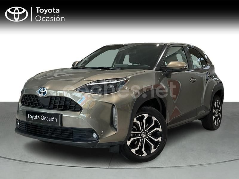 Verde Usado 2024 Toyota Yaris Cross Active SUV | 25.900 € (Un poco caro) - Imagen 1/4