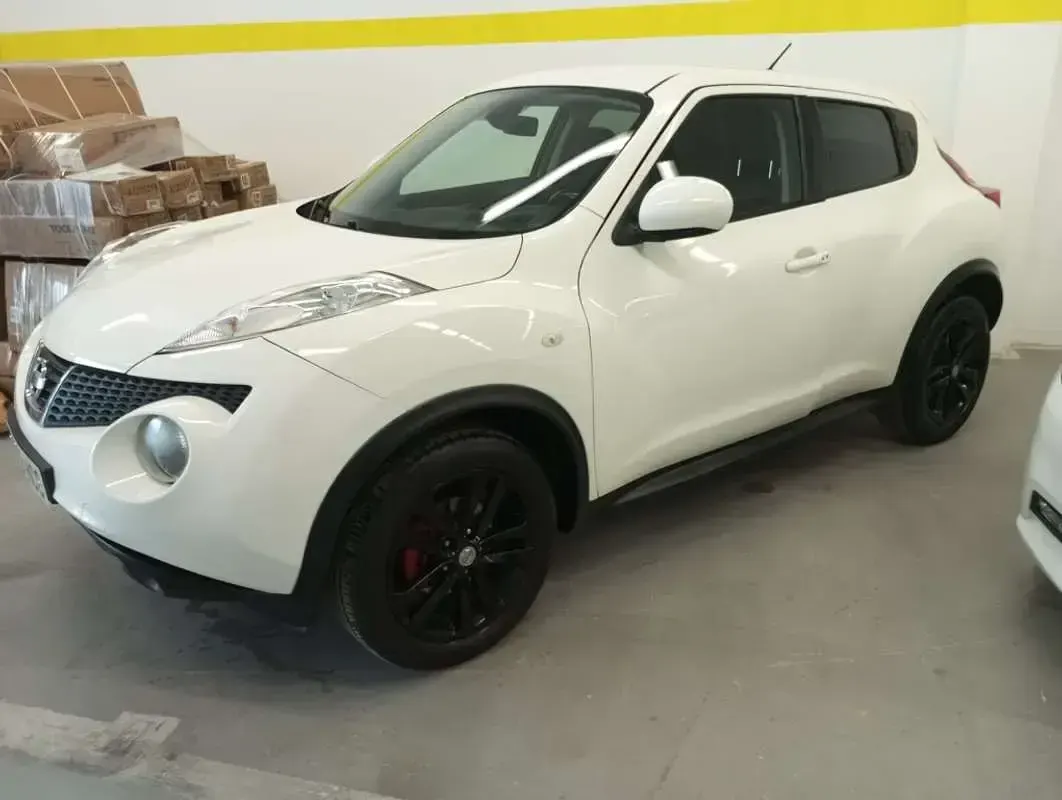 Usado Nissan Juke Premium Edition 117 CV (86 kW) 2011 Blanco SUV