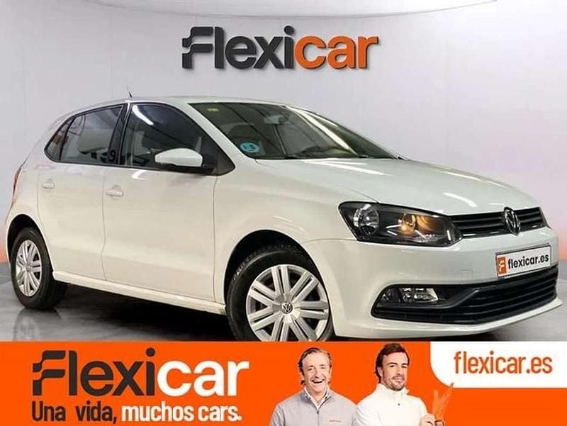 Blanco Usado 2015 VW Polo Utilitario | 7990 € (Buen precio) - Imagen 1/4