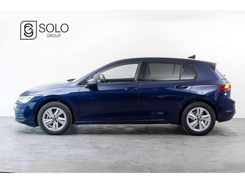 Usado VW Golf VIII Life 110 CV (80 kW) 2022 Azul Utilitario