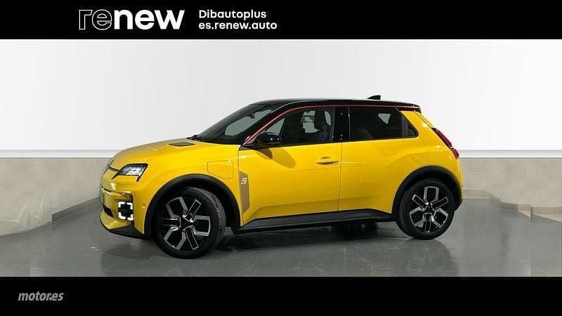 Usado Renault 5 E-Tech Techno 110 kW (150 CV) 2025 Amarillo Berlina