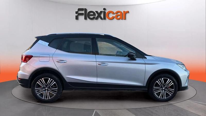 Usado Seat Arona FR 116 CV (85 kW) 2024 Gris SUV