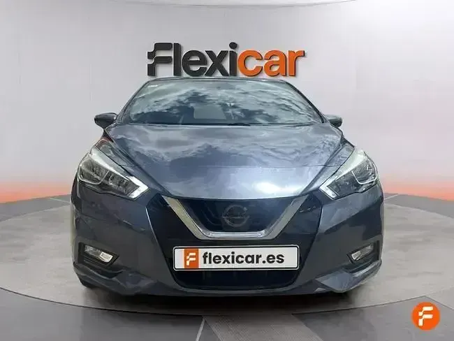 Usado Nissan Micra S 90 CV (66 kW) 2018 Gris Utilitario