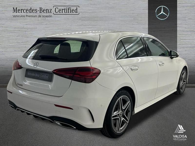 Usado Mercedes A200 AMG line 163 CV (119 kW) 2024 Blanco Berlina