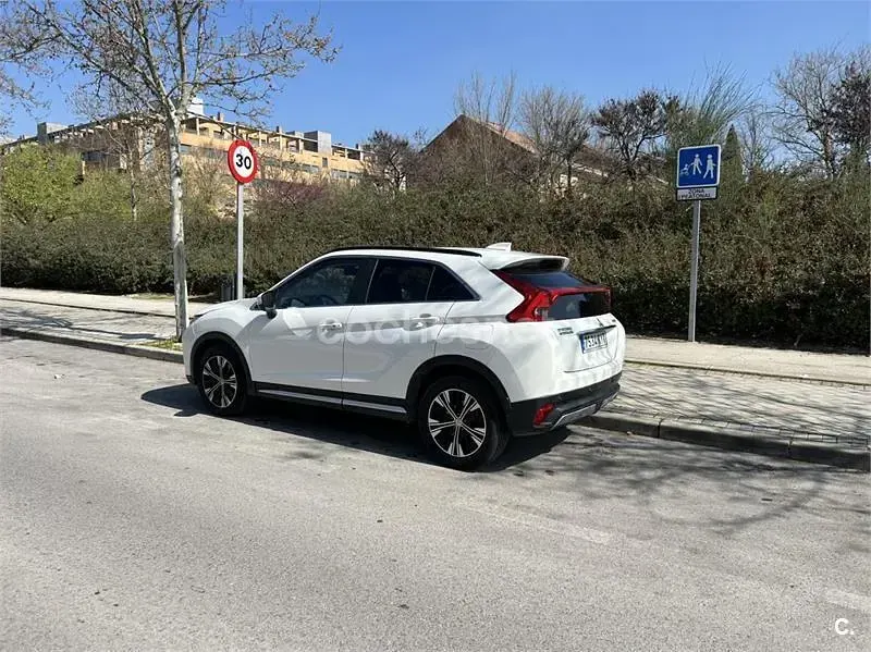 Usado Mitsubishi Eclipse Cross 163 CV (119 kW) 2019 Blanco SUV