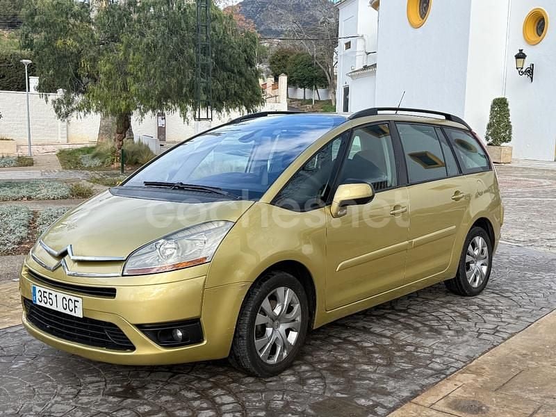 Usado Citroën Grand C4 Picasso 110 CV (80 kW) 2008 Beige Monovolumen