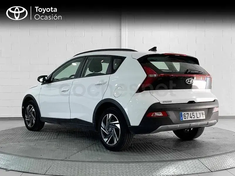 Usado Hyundai Bayon 100 CV (73 kW) 2022 Blanco SUV
