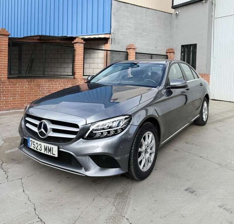 Usado Mercedes C200 160 CV (117 kW) 2019 Gris Berlina