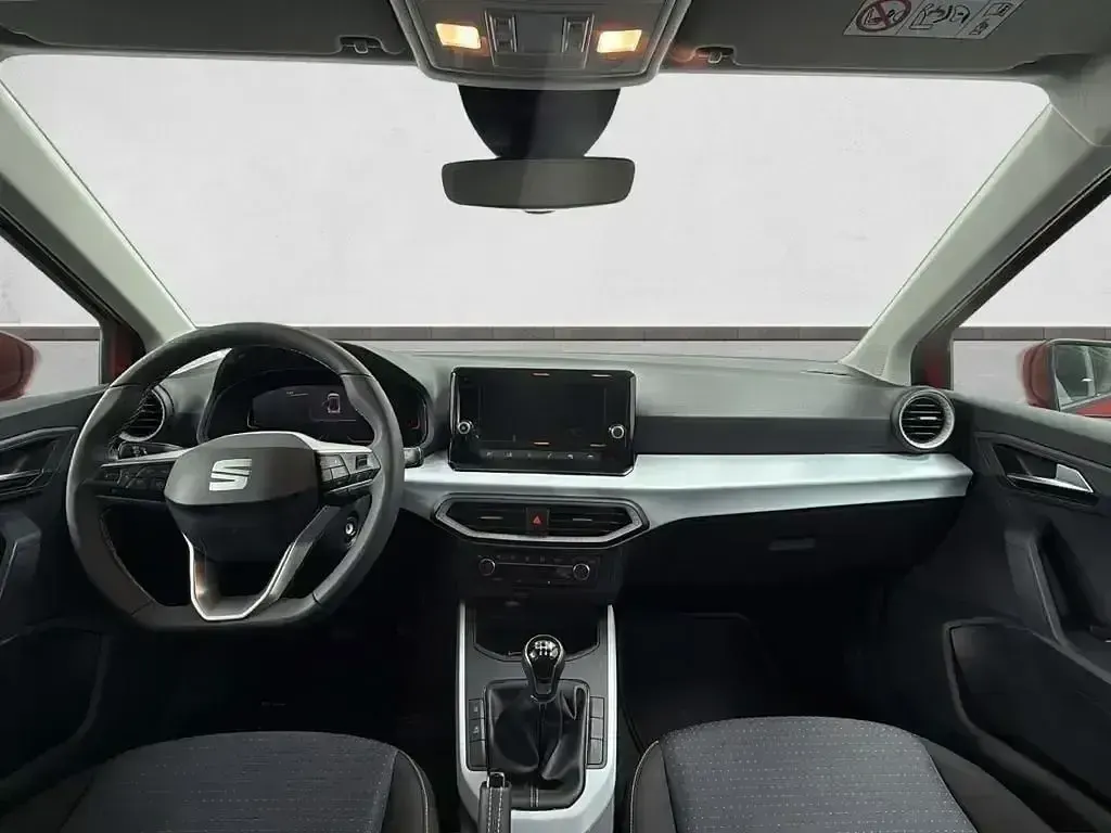 Usado Seat Arona Style 115 CV (84 kW) 2025 Rojo SUV