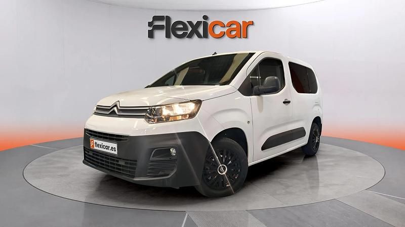 Usado Citroën Berlingo Feel 102 CV (75 kW) 2020 Blanco Monovolumen