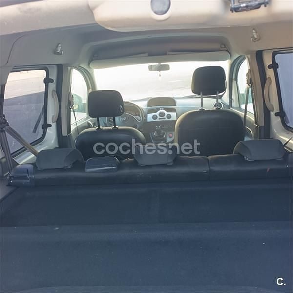 Usado Renault Kangoo Dynamique 85 CV (62 kW) 2012 Blanco Monovolumen