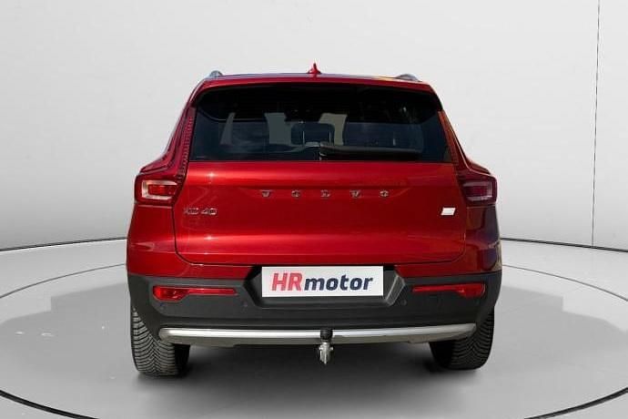 Usado Volvo XC40 Core 211 CV (155 kW) 2023 SUV