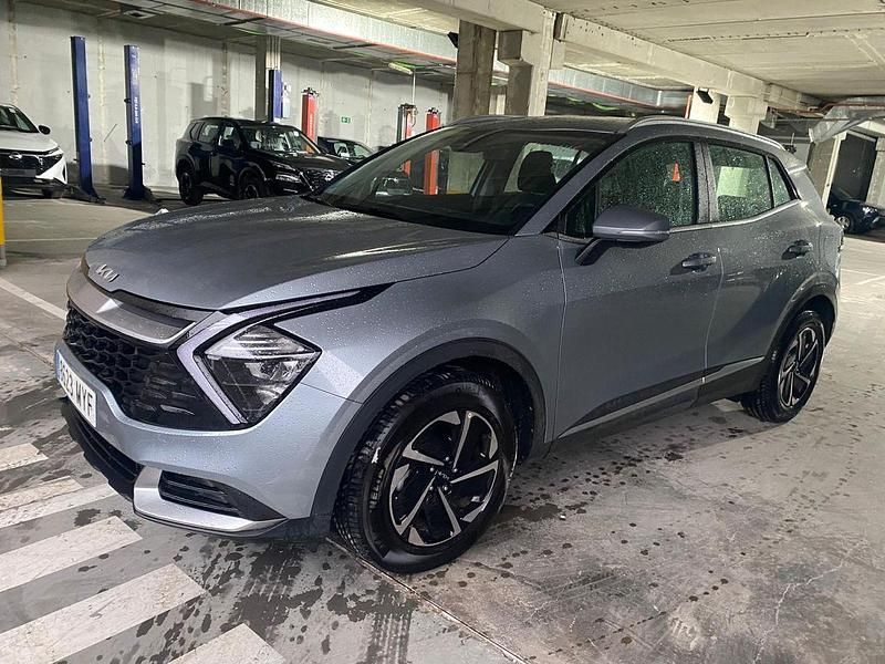 Gris Usado 2025 Kia Sportage SUV | 29.990 € (Buen precio) - Imagen 1/4