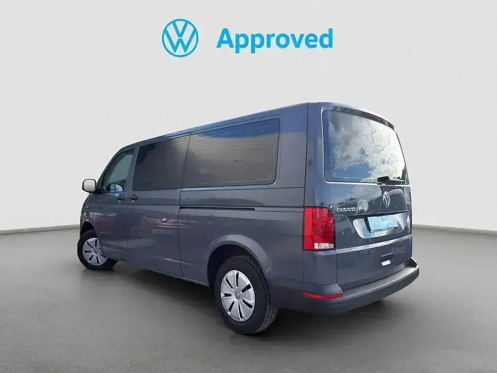 Usado VW Caravelle 150 CV (110 kW) 2023 Gris Van