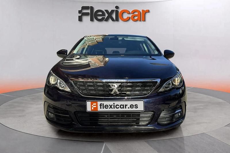 Usado Peugeot 308 Style 131 CV (96 kW) 2020 Negro Berlina