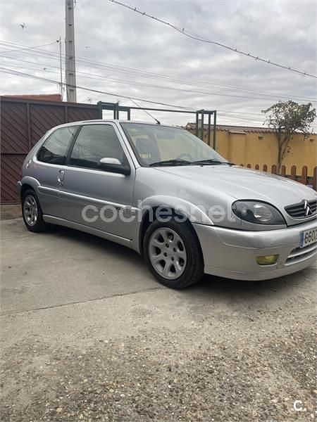 Gris / plata Usado 2001 Citroën Saxo Utilitario | 4300 € - Imagen 1/2