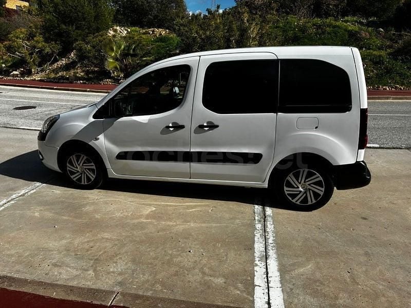 Usado Citroën Berlingo Seduction 92 CV (67 kW) 2013 Blanco Monovolumen