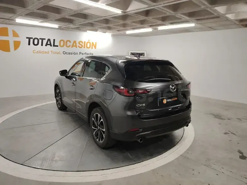 Usado Mazda CX-5 165 CV (121 kW) 2023 Gris / plata SUV