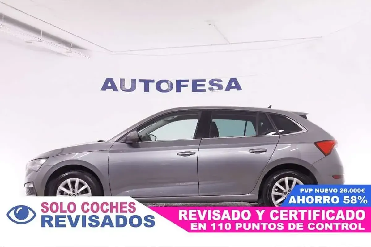 Usado Skoda Scala Ambition 95 CV (69 kW) 2022 Utilitario