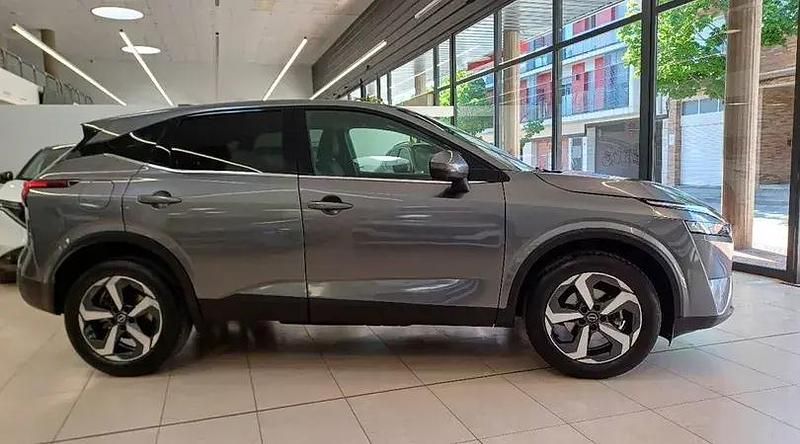 Usado Nissan Qashqai N-Connecta 158 CV (116 kW) 2024 Skyline grey (metalizado) SUV