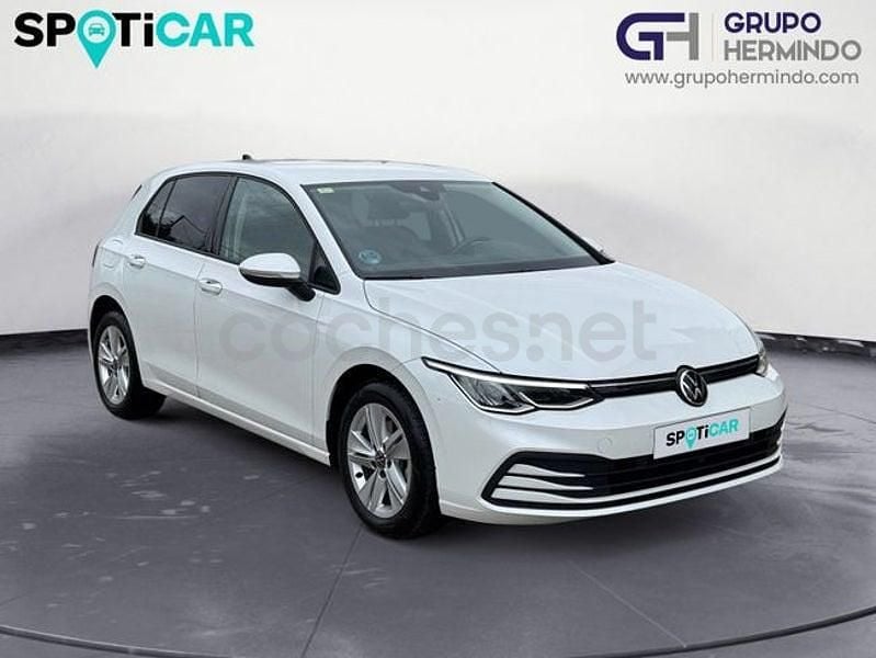 Usado VW Golf VIII Life 130 CV (95 kW) 2021 Blanco Berlina
