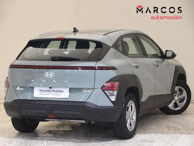 Usado Hyundai Kona 129 CV (94 kW) 2025 Verde SUV