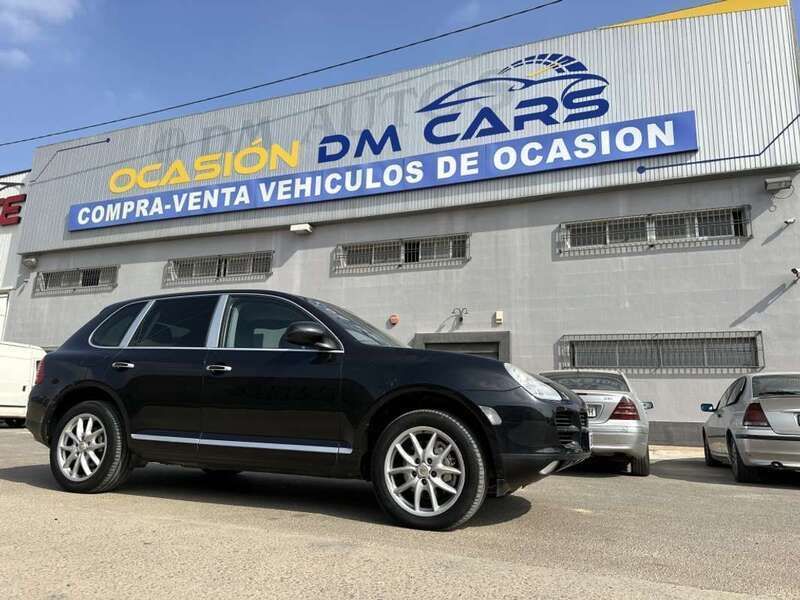 Negro Usado 2005 Porsche Cayenne SUV | 9800 € (Precio justo) - Imagen 1/4